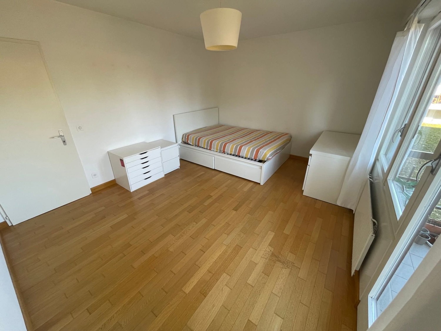 Room in a shared flat, photo 1 sur 10