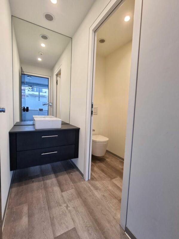 72m² commercial, photo 5 sur 5