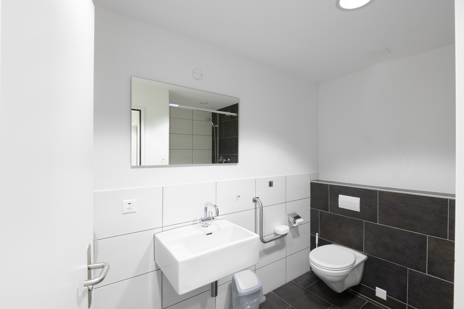 698m² bureau