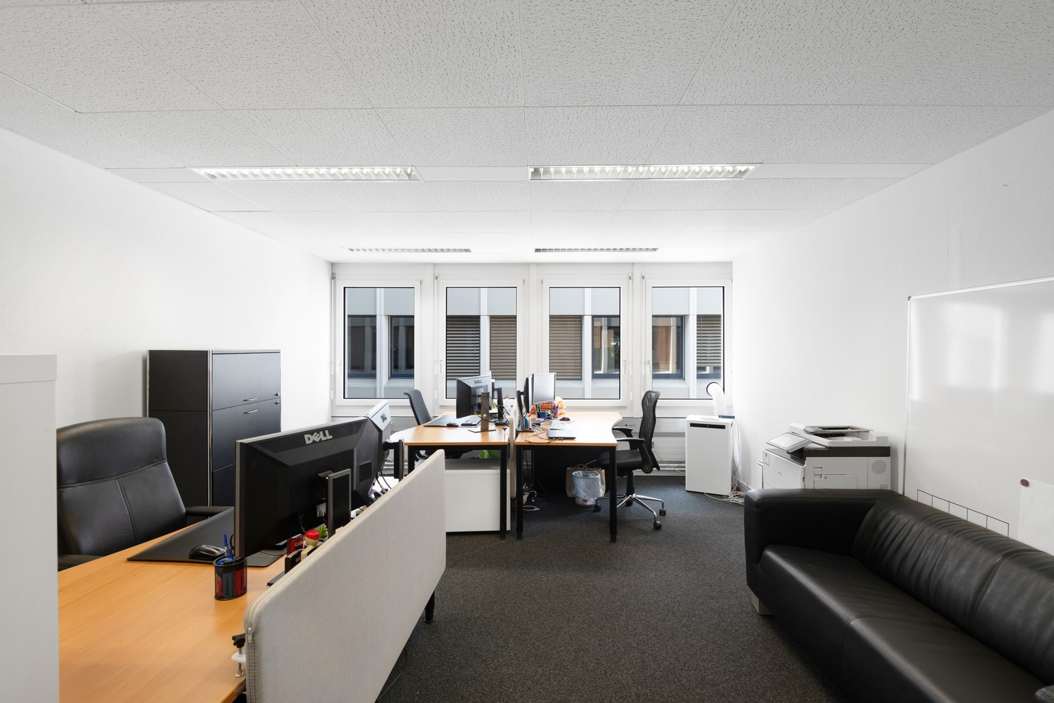 698m² bureau