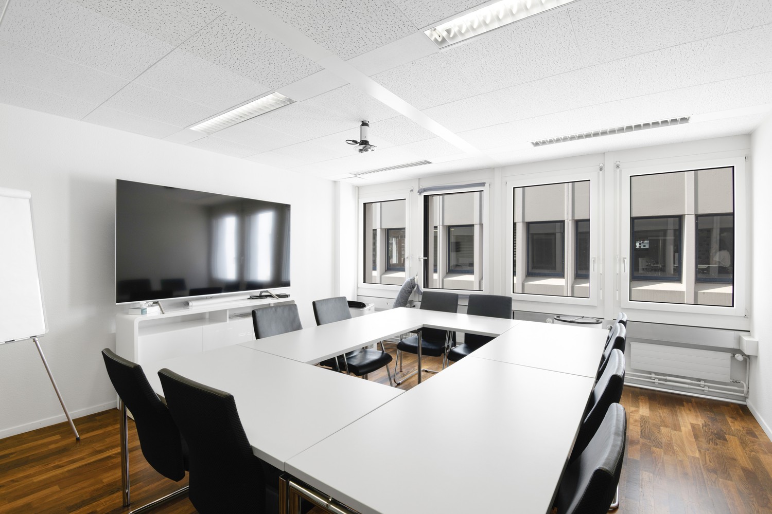 698m² bureau