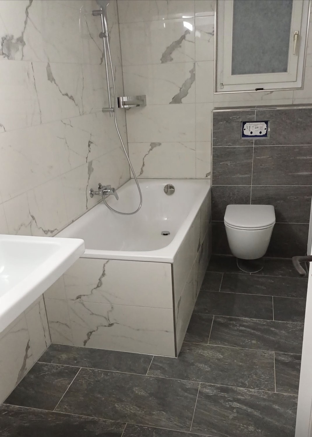 Appartement de 3 ½ pièces

Appartement lumineux, fraîchement rénové en 2025, situé en emplacement central à Buchs SG

Churerstrasse 21, 9470 Buchs SG

En emplacement central à Buchs, nous louons à partir du 1er octobre 2026 un appartement lumineux et bien entretenu, qui a été entièrement rénové en 2, photo 9 sur 9