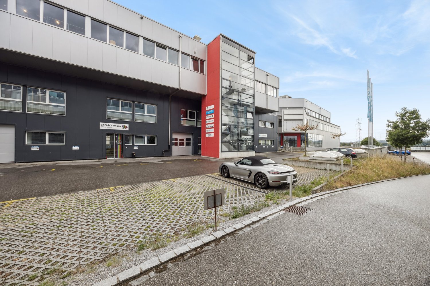 1000m² commercial, photo 2 sur 10
