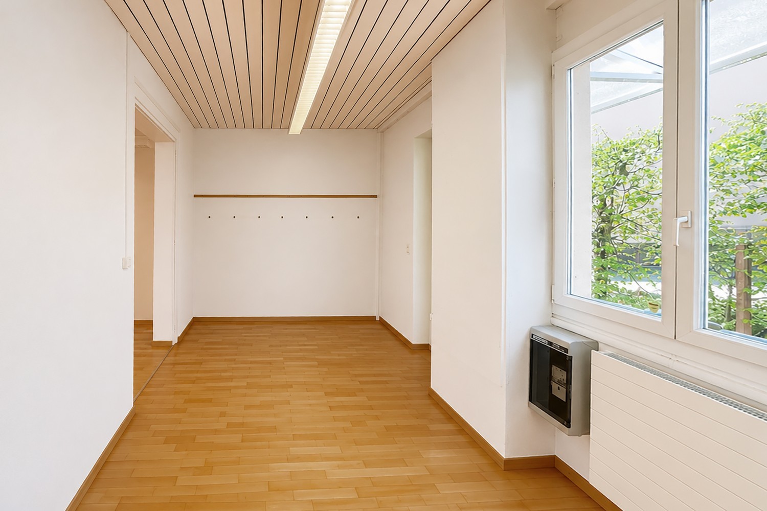 173m² commercial, photo 8 sur 10