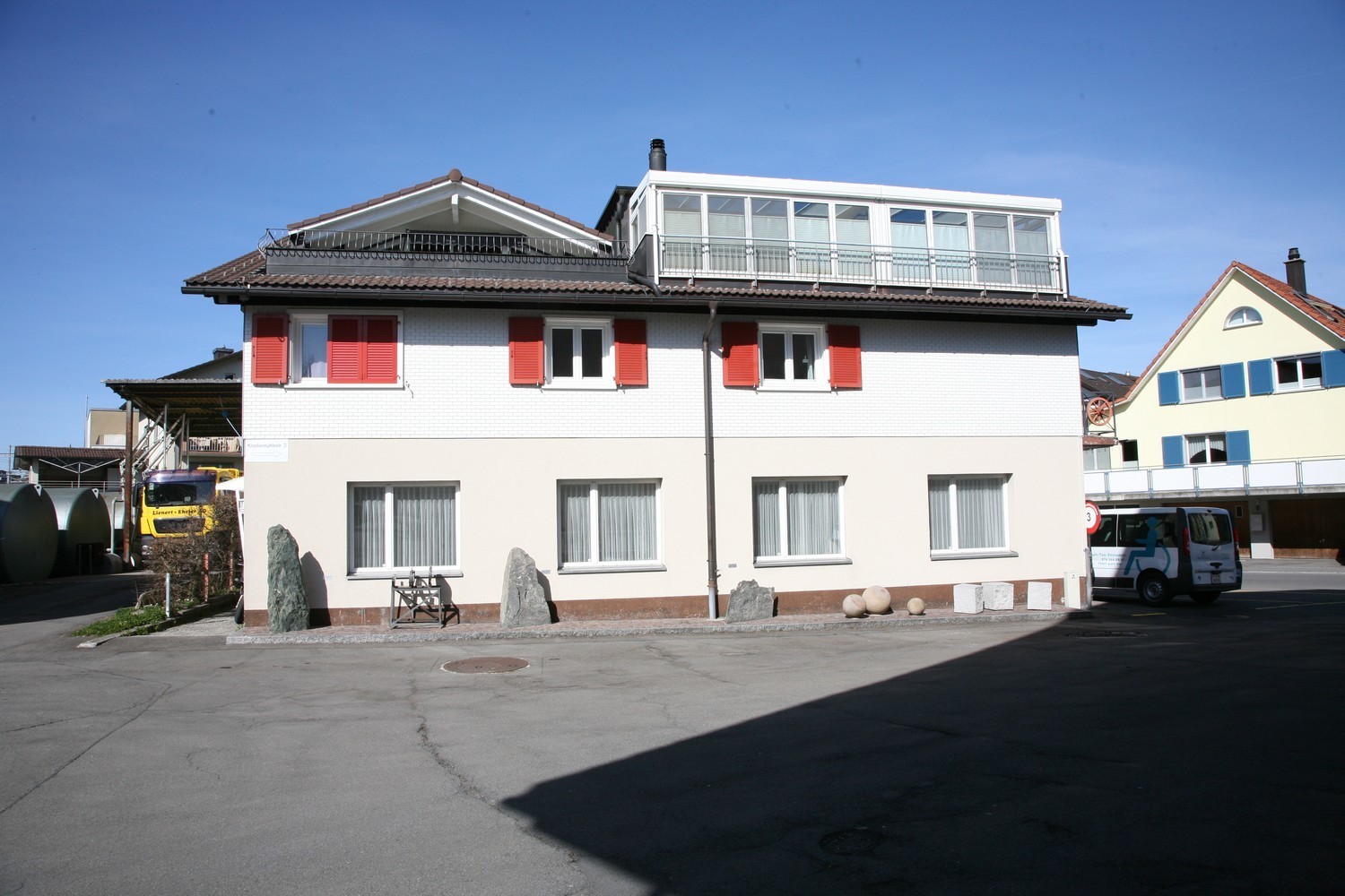 173m² commercial, photo 3 sur 10