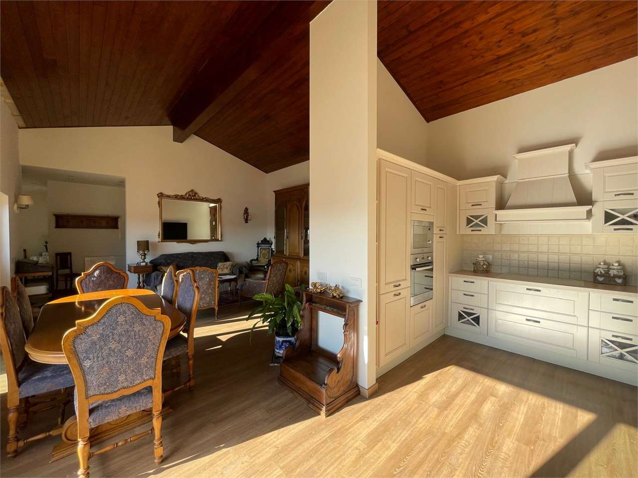 Appartement de 3 pièces, photo 3 sur 10
