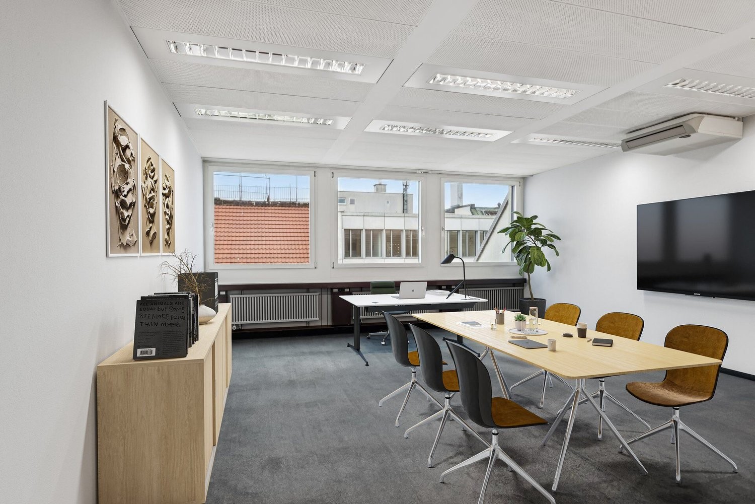 197m² bureau, photo 4 sur 10
