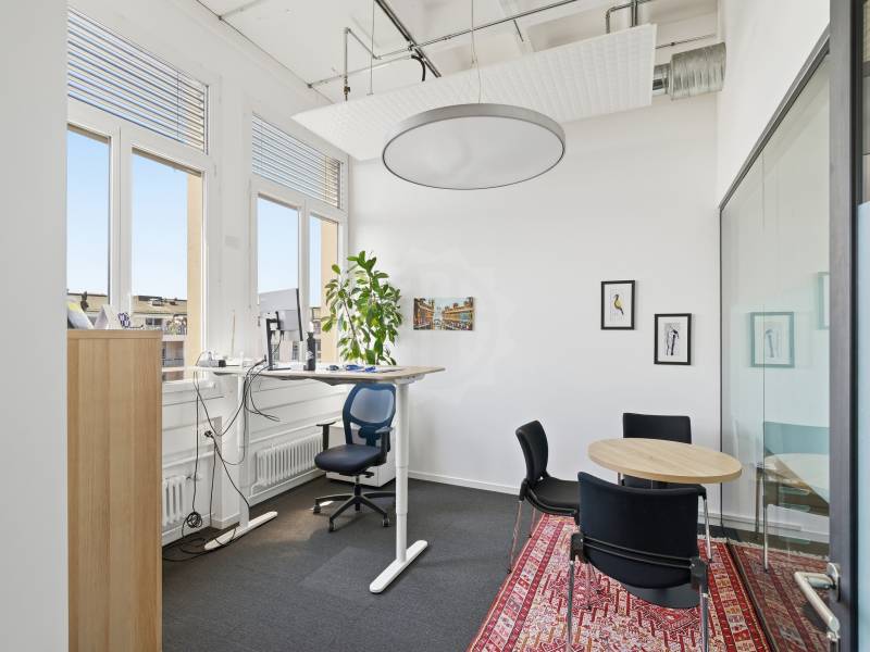 75m² office, photo 7 sur 9