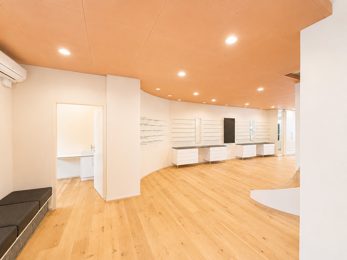 Magasin de 160m²
