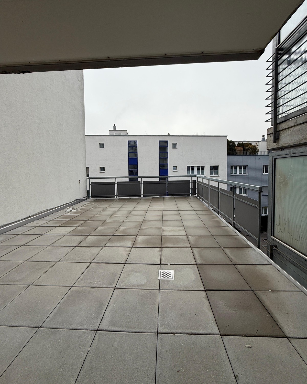 Magasin de 160m²