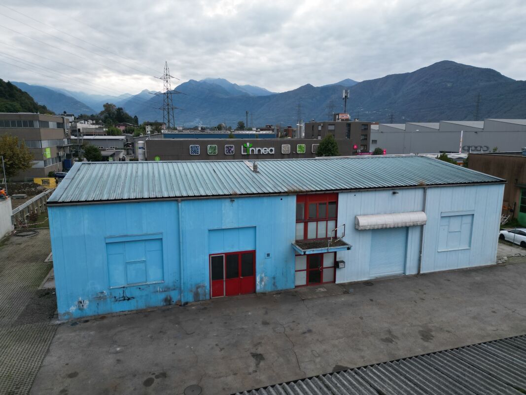 1316m² Lagerhalle