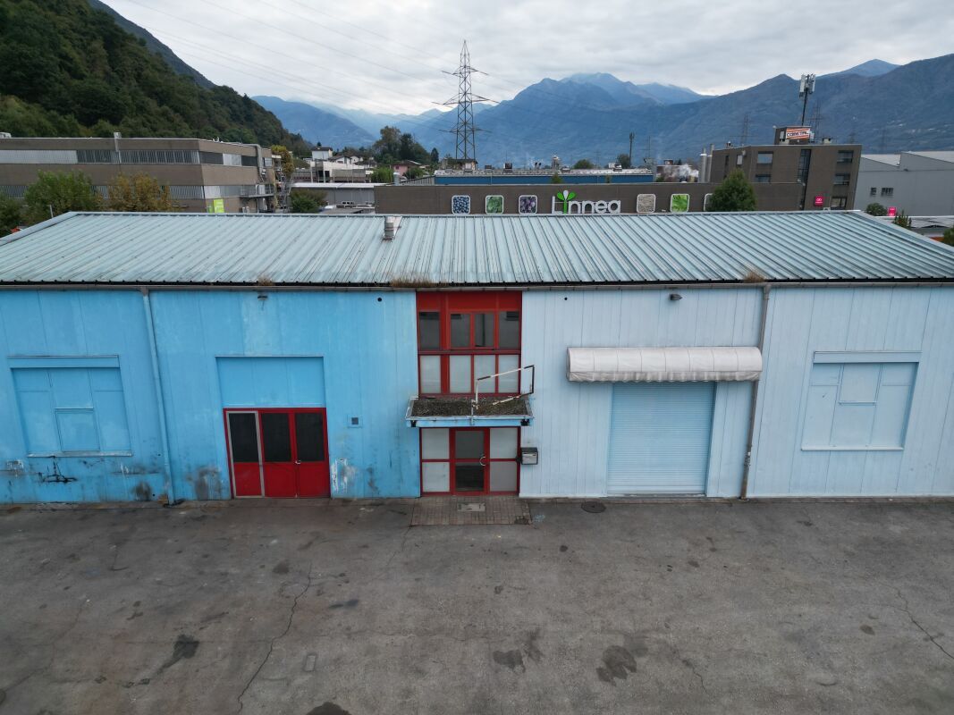 1316m² Lagerhalle