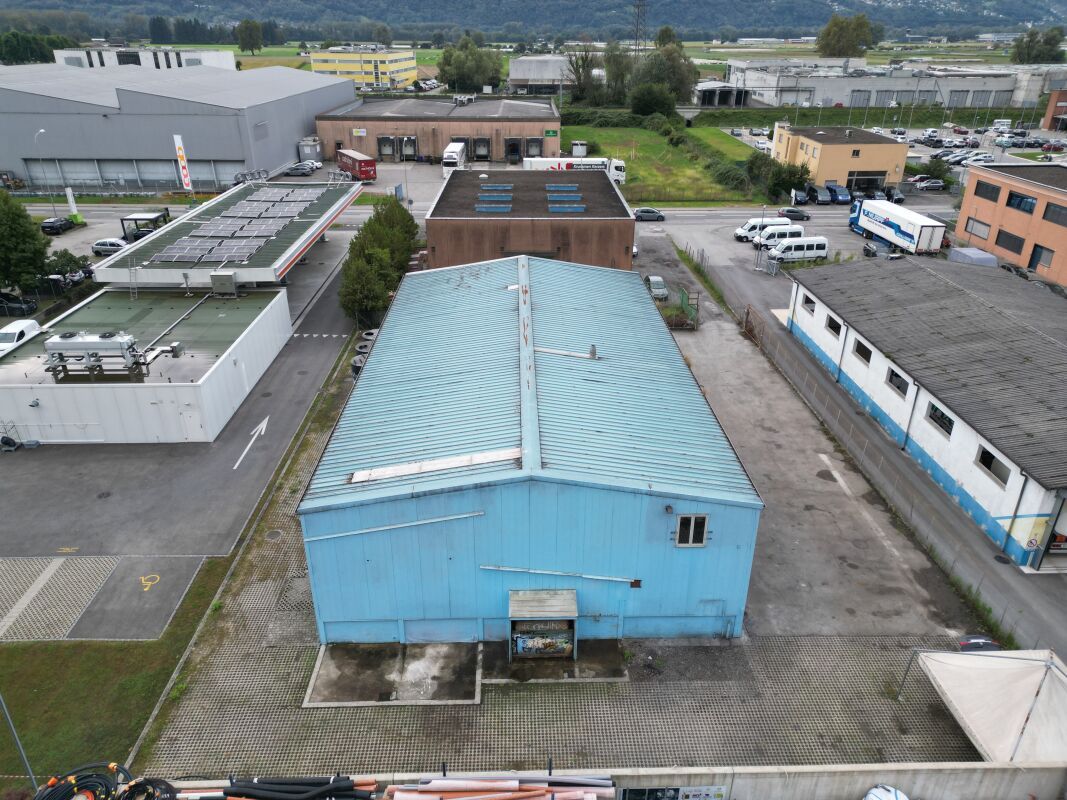 1316m² Lagerhalle