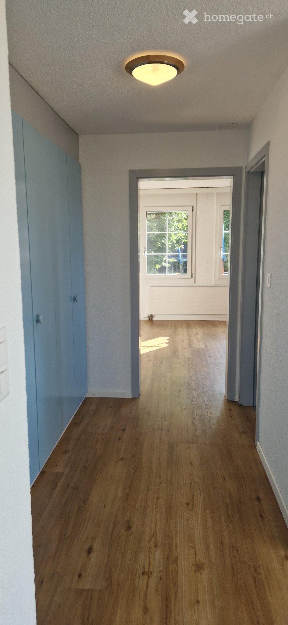 5 rooms apartment