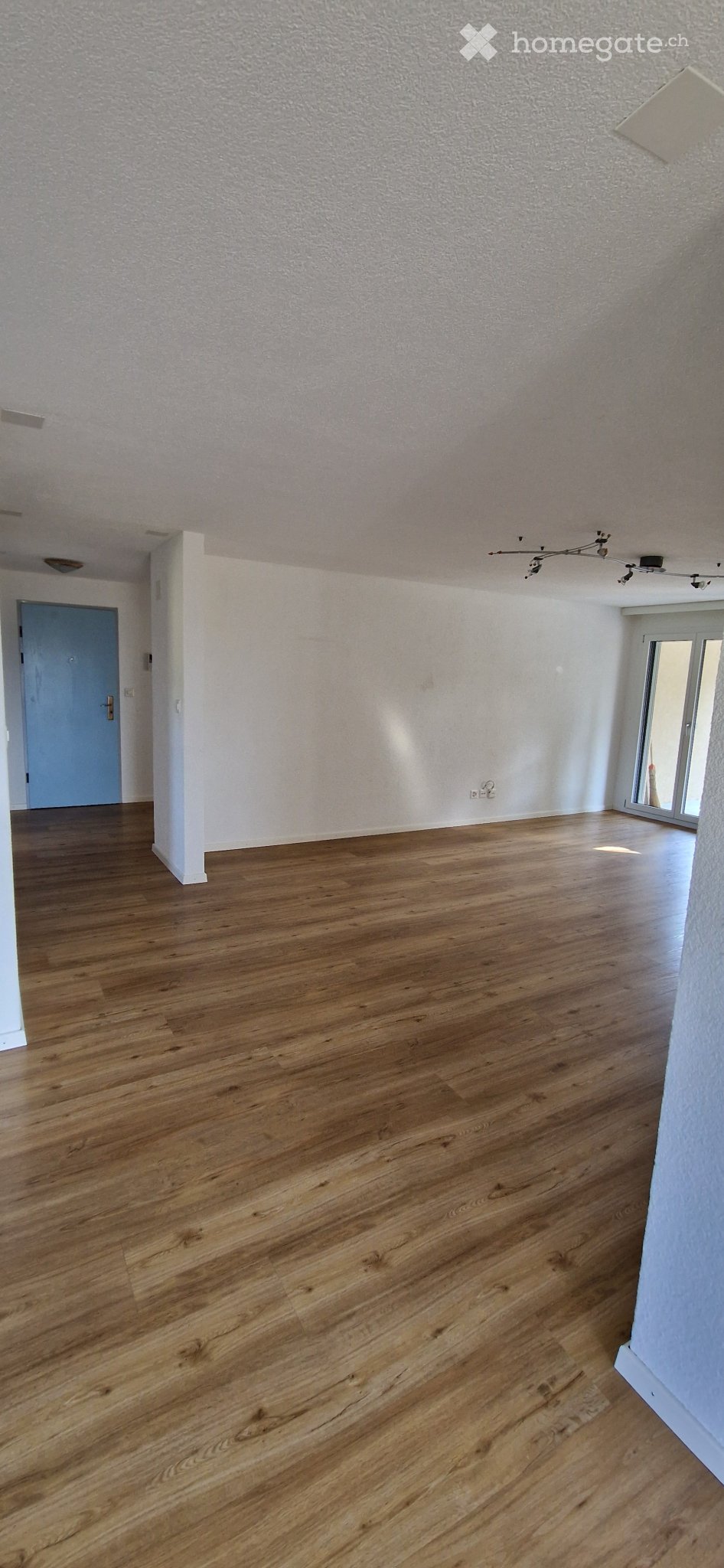 5 rooms apartment