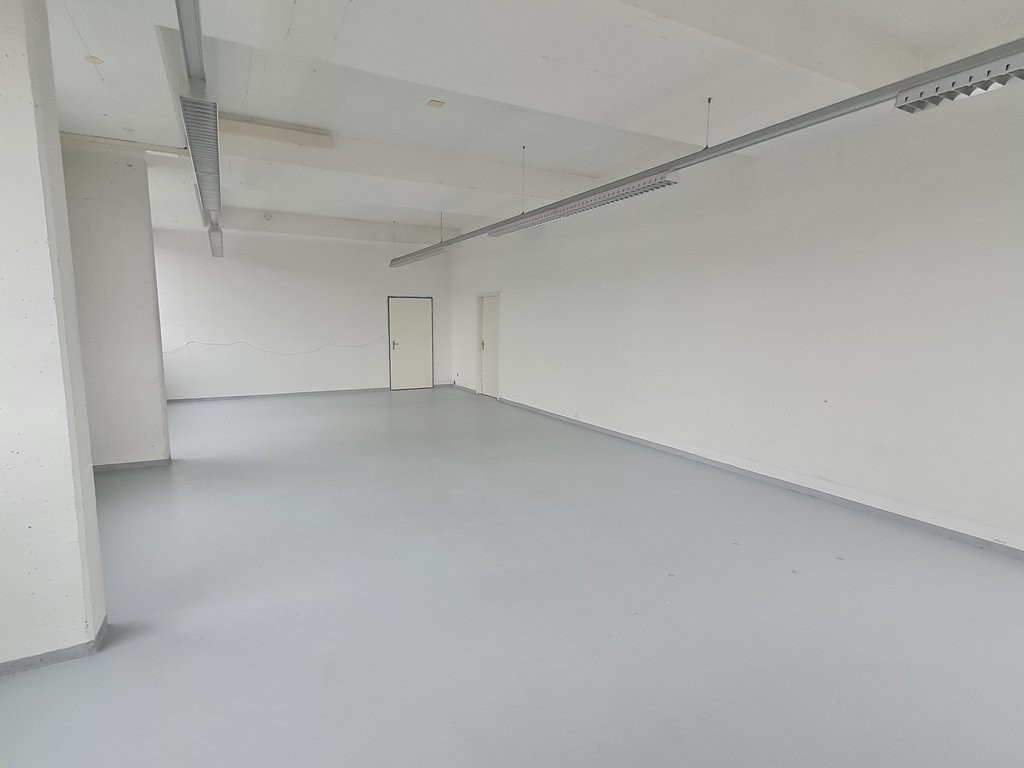 75m² bureau