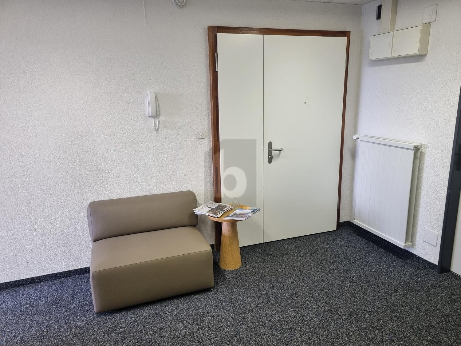 20m² office