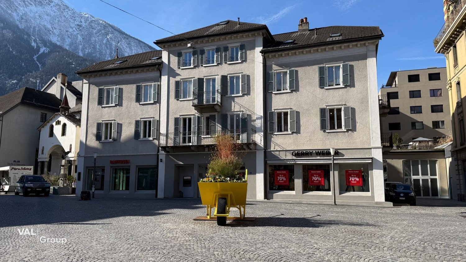 210m² bureau, photo 1 sur 10