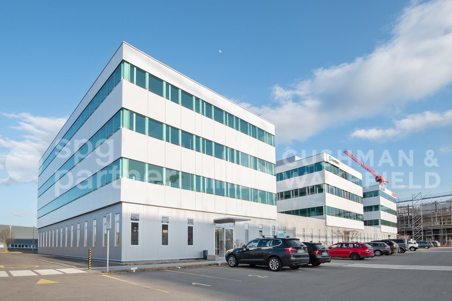300m² office