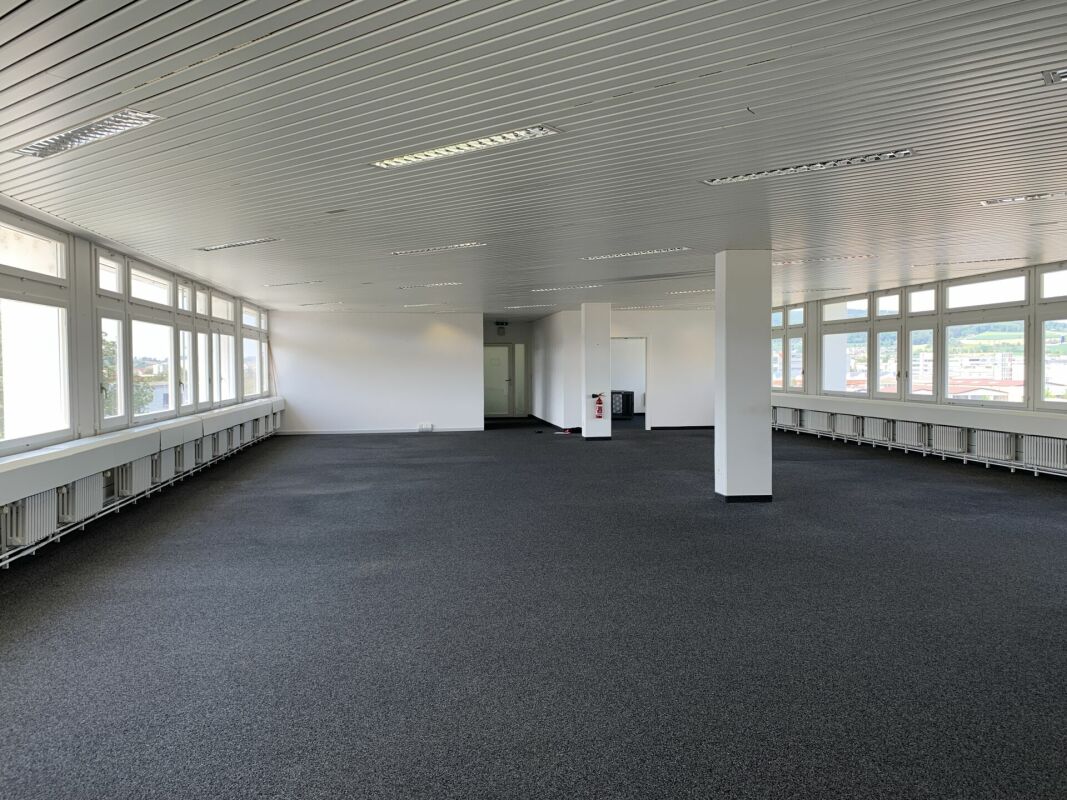 288m² bureau, photo 3 sur 3