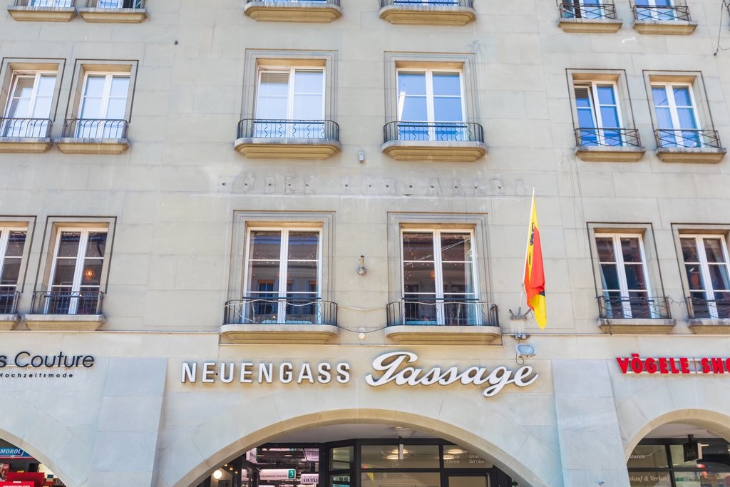 Commerce de 64m², photo 1 sur 6