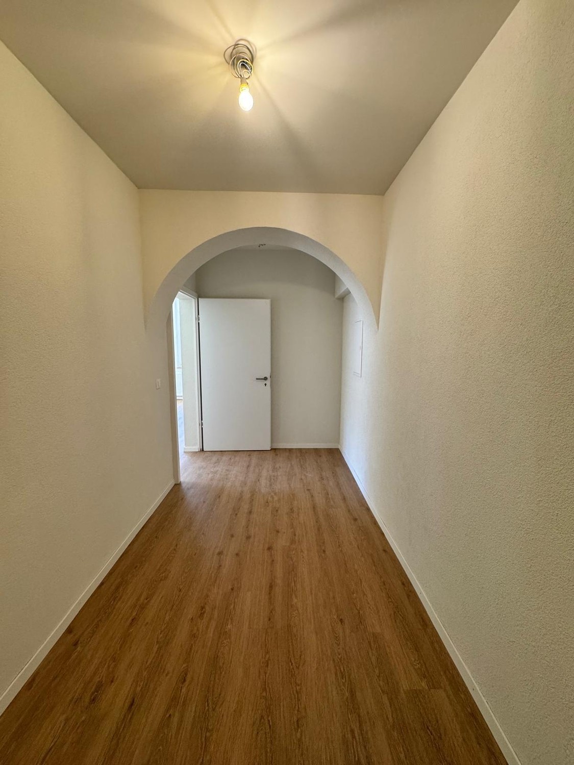 Bureau de 90m², photo 3 sur 9