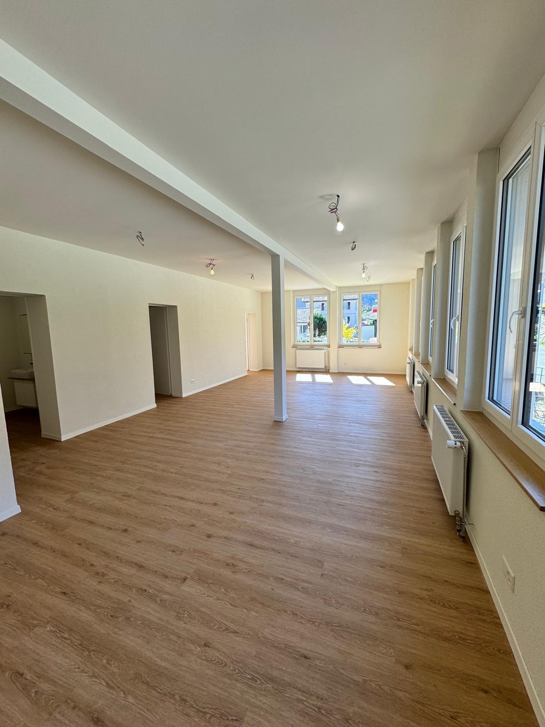 Bureau de 90m², photo 2 sur 9