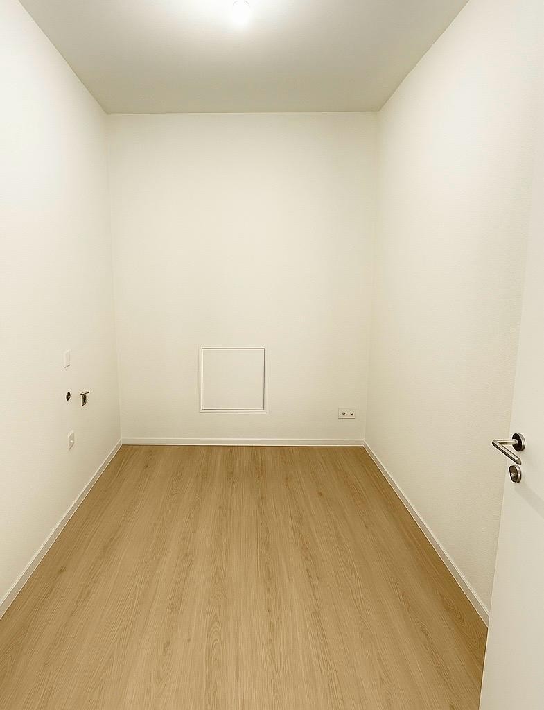 Bureau de 90m², photo 5 sur 9