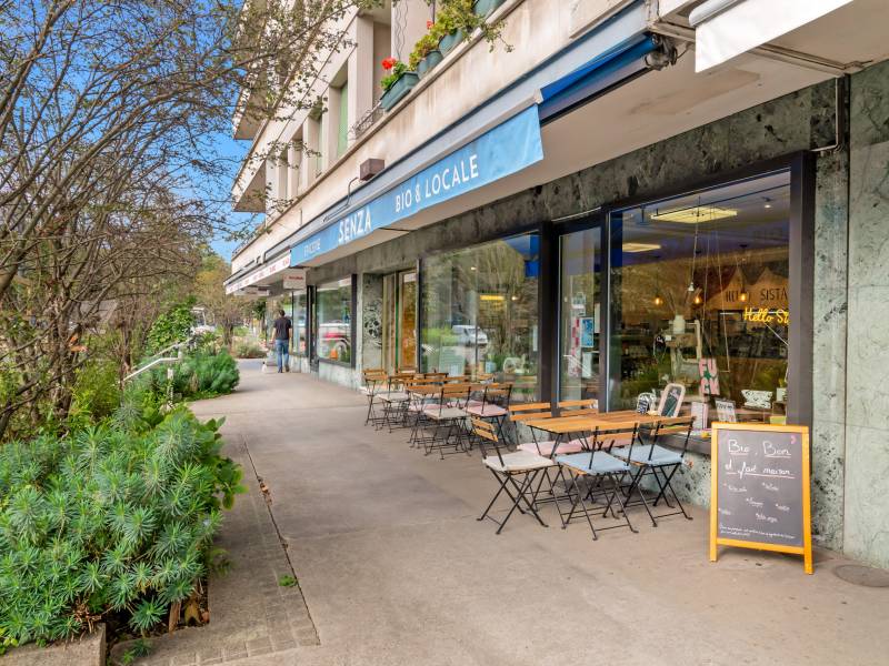 110m² arcade