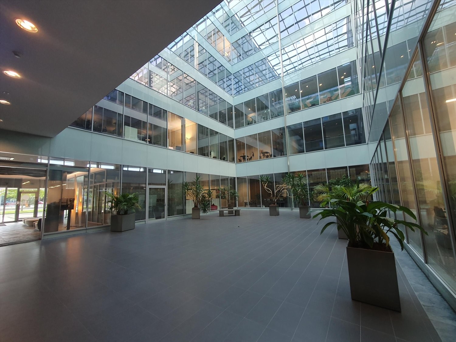 26m² office