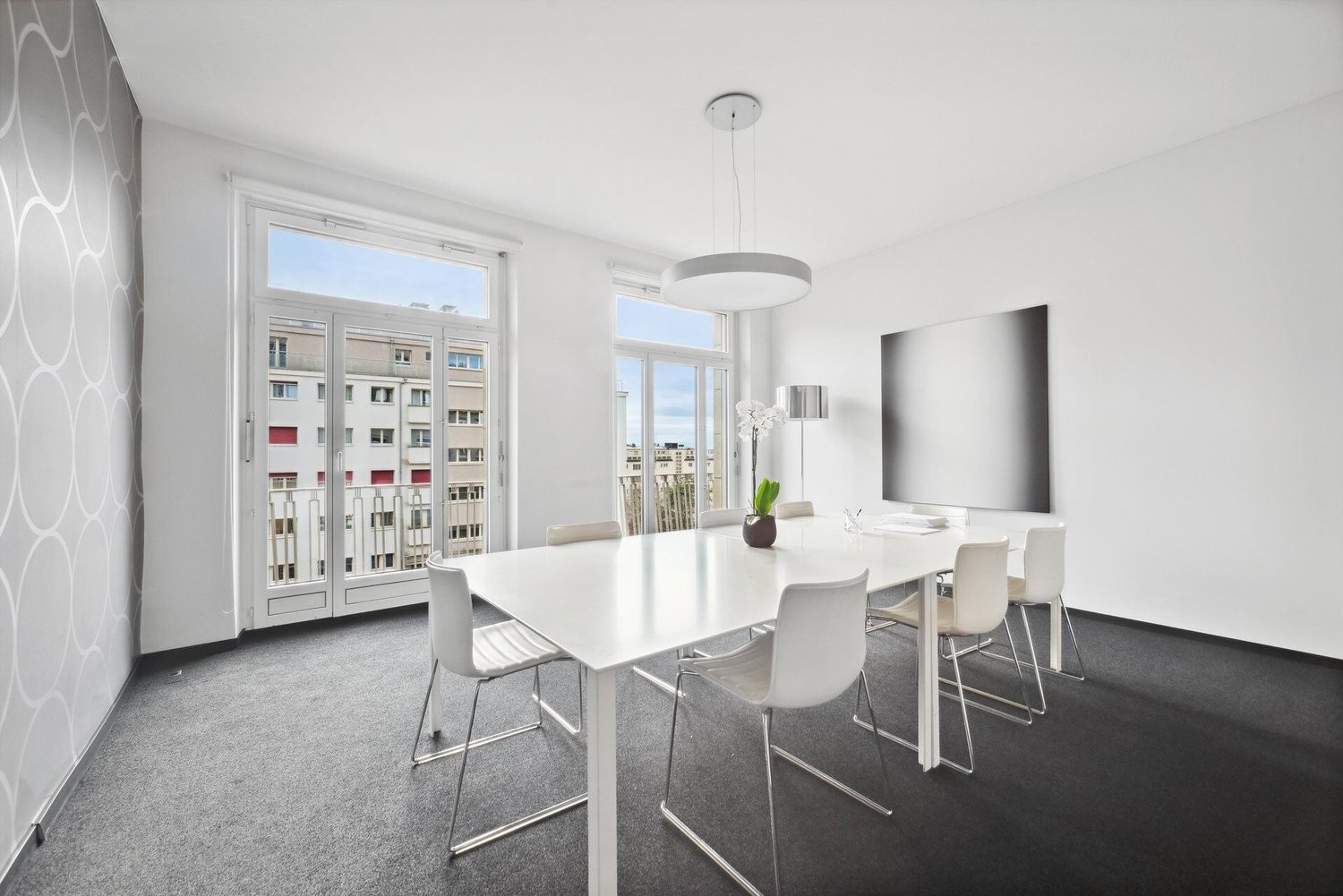 202m² office