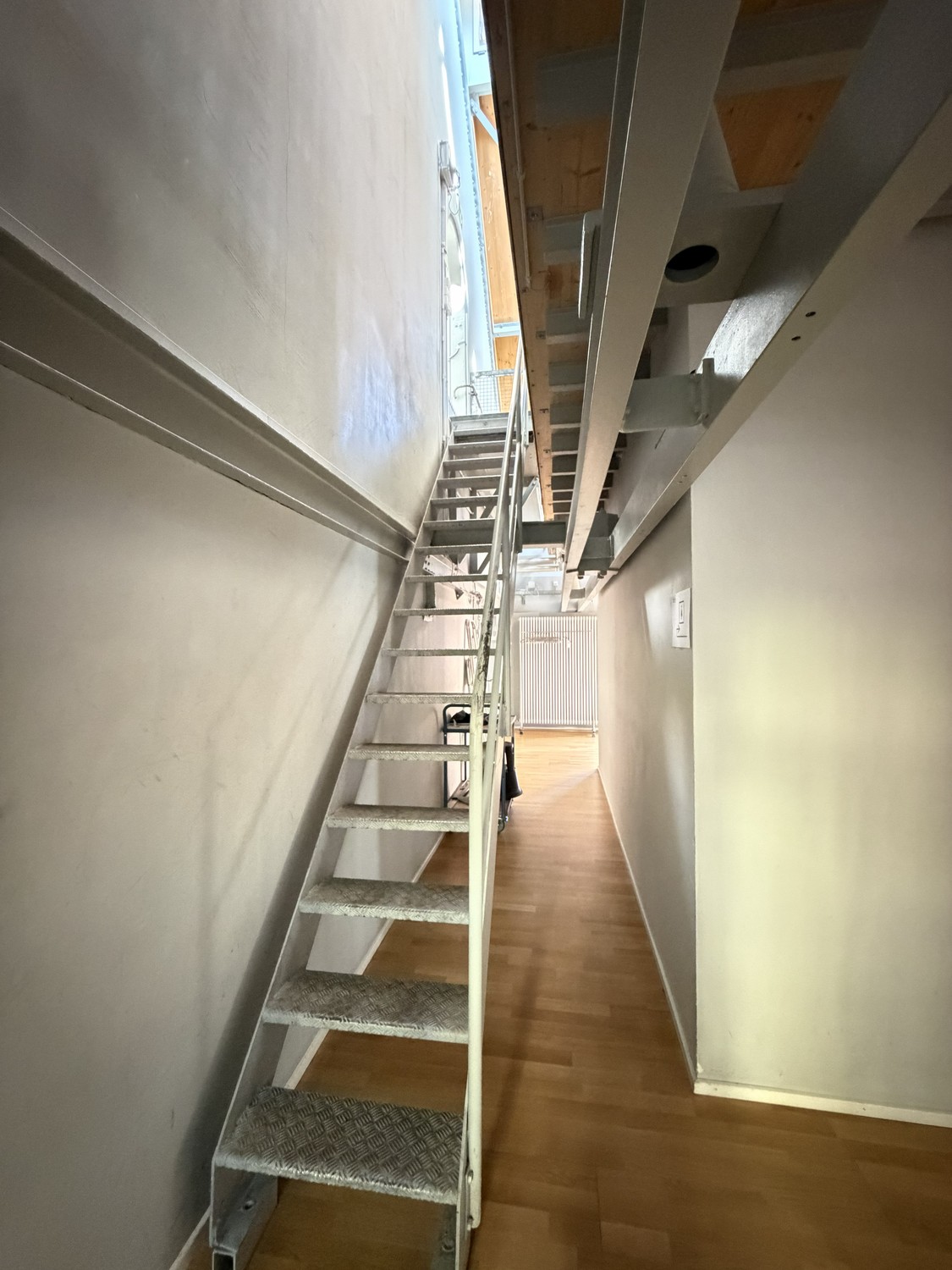 673m² de bureaux