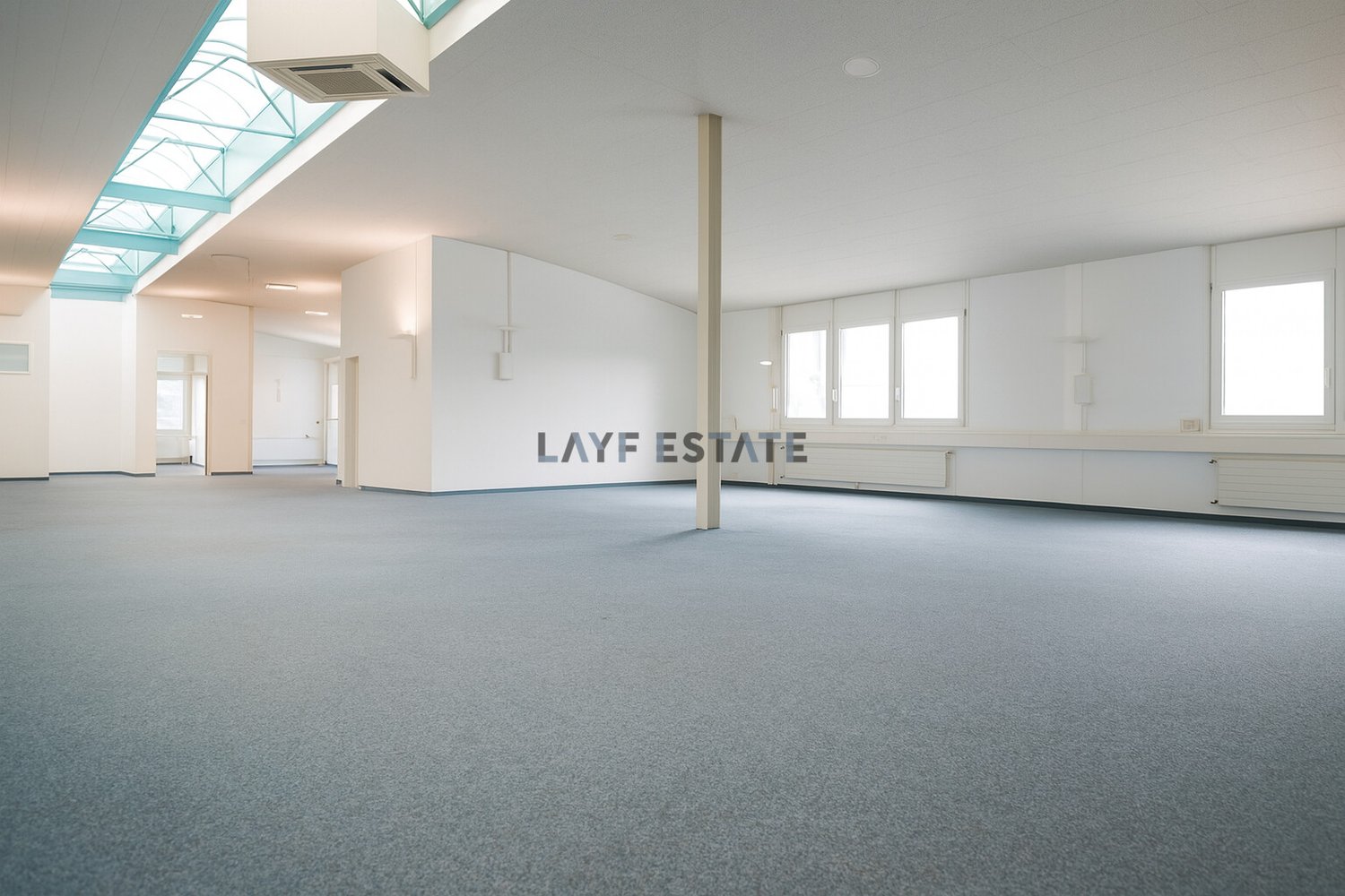 567m² bureau, photo 2 sur 7