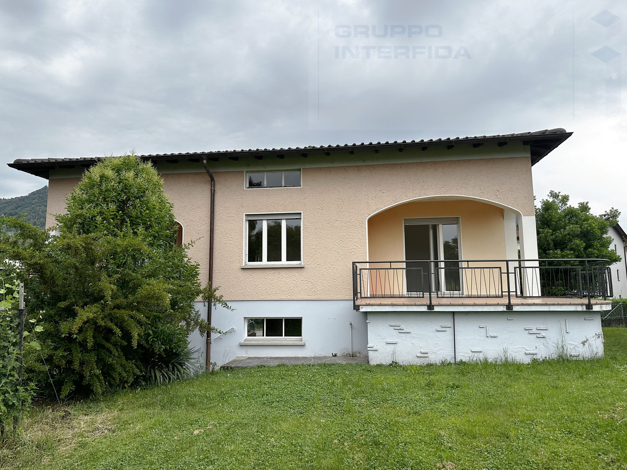 5 pièces maison individuelle, photo 1 sur 10