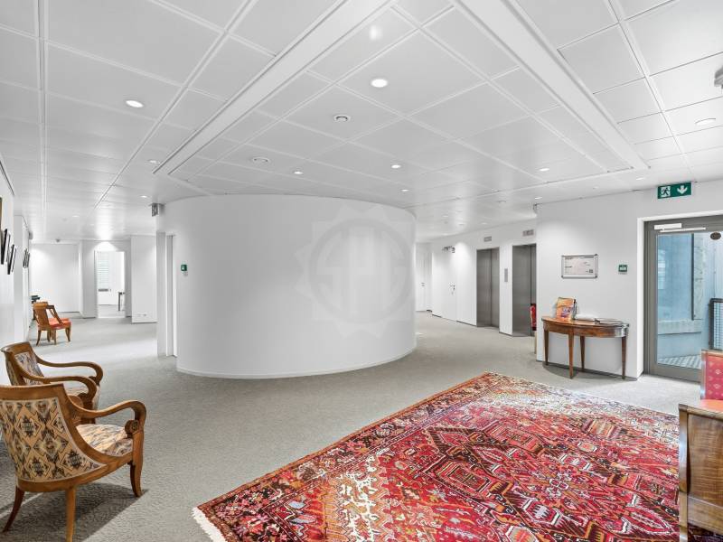 630m² office, photo 4 sur 10