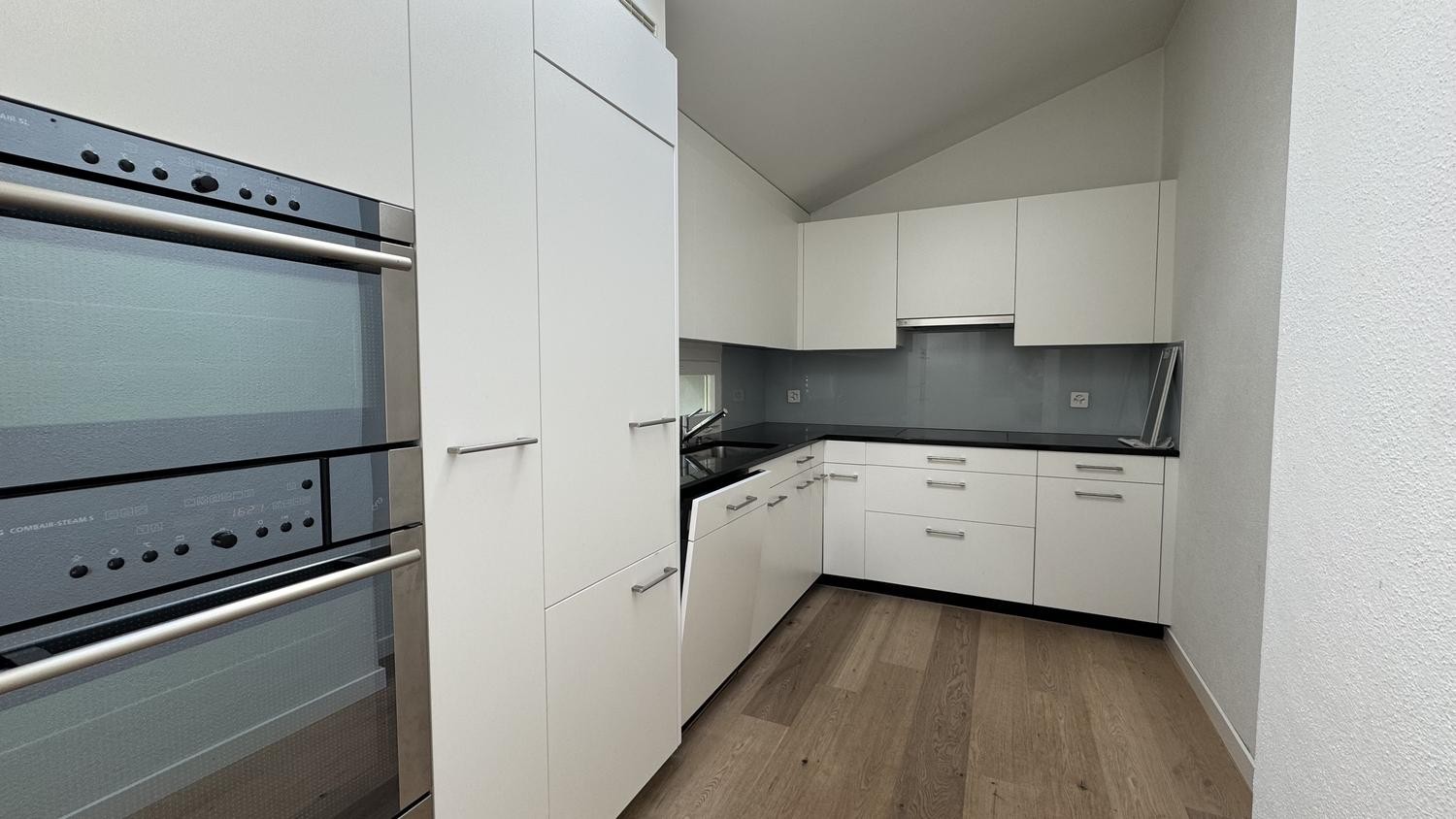 Appartement mansardé de 4 ½ pièces, photo 6 sur 8