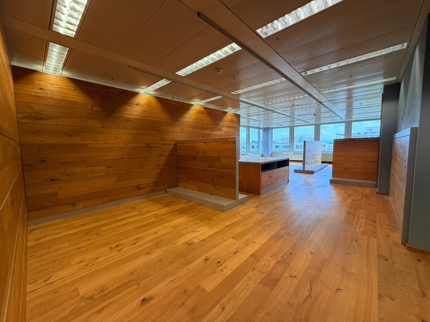137m² commercial, photo 4 sur 9