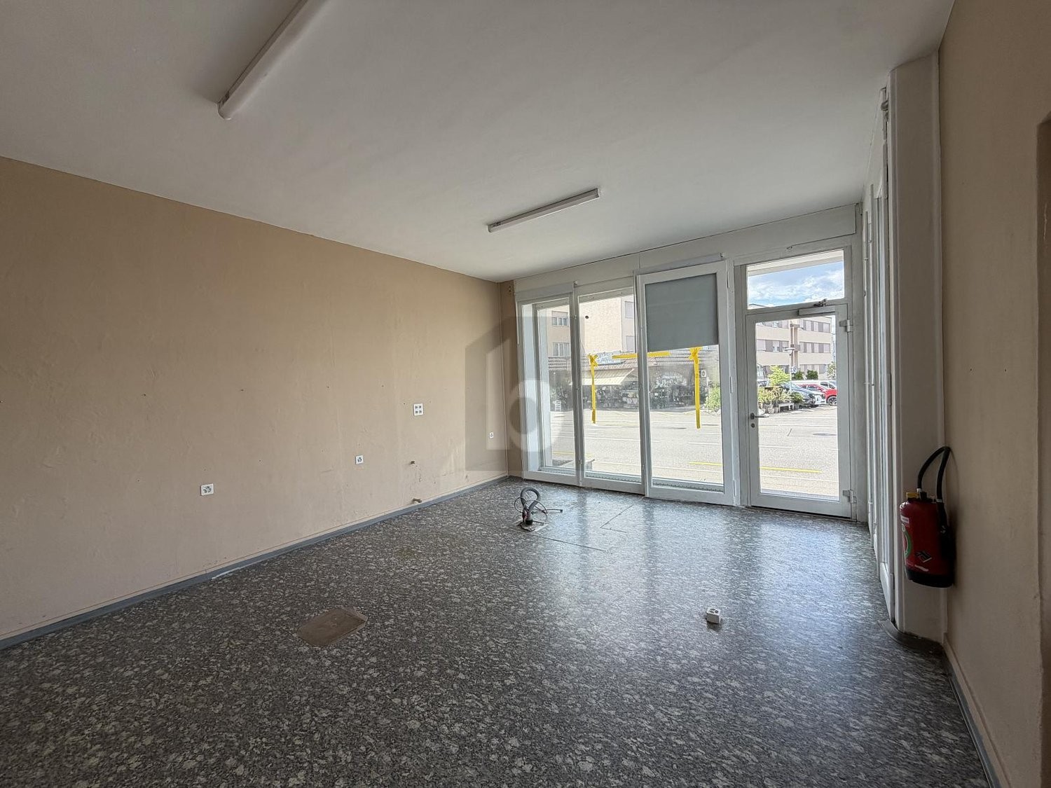 Magasin de 70m²