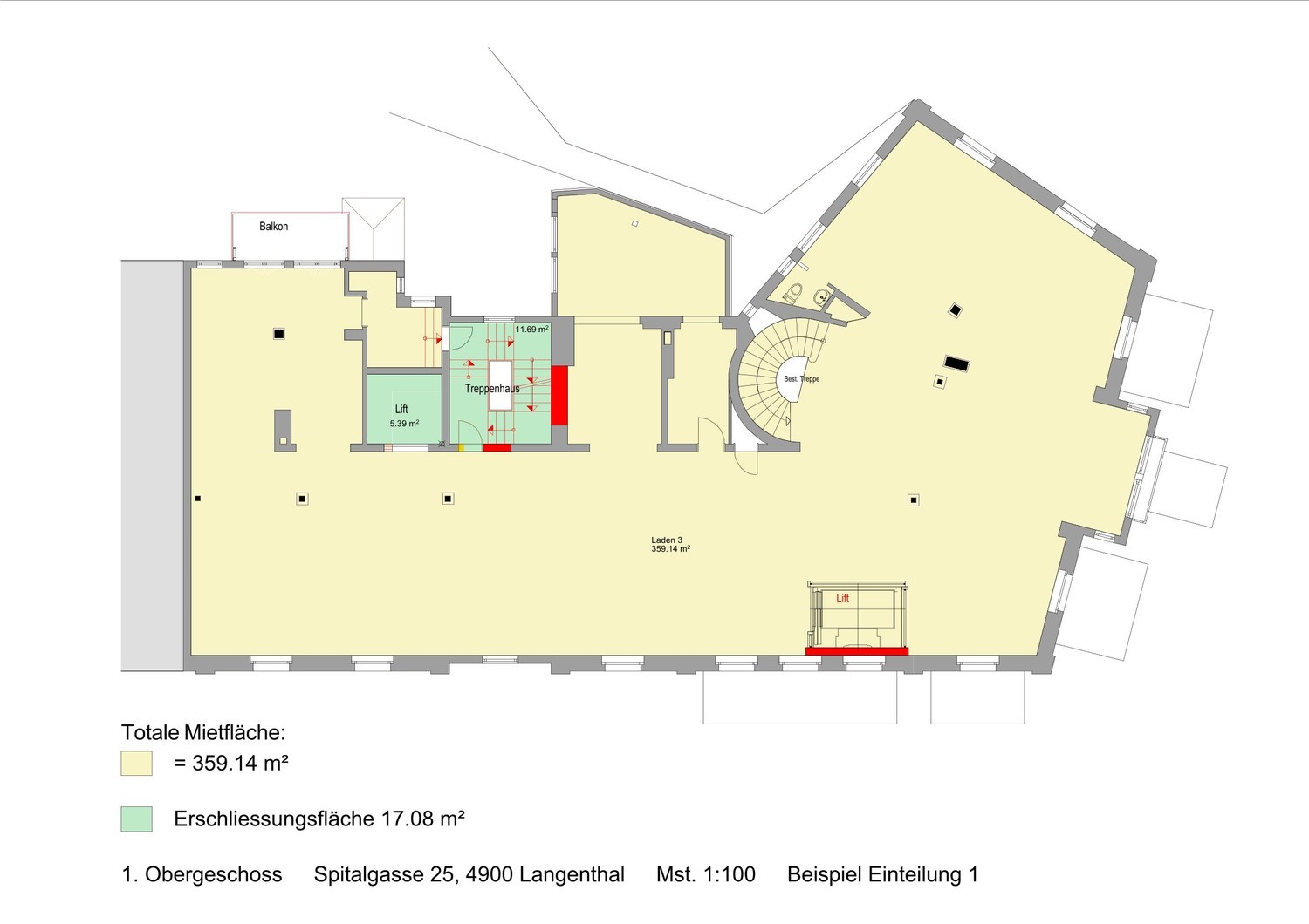 790m² shop