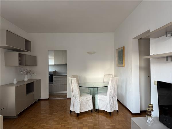 Appartement meublé de 2 ½ pièces, photo 2 sur 8