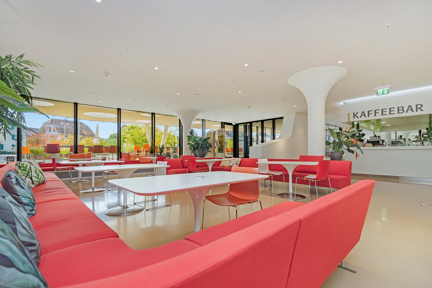 2485m² de bureaux