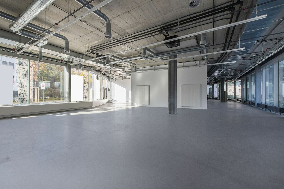 Commerce de 622m²