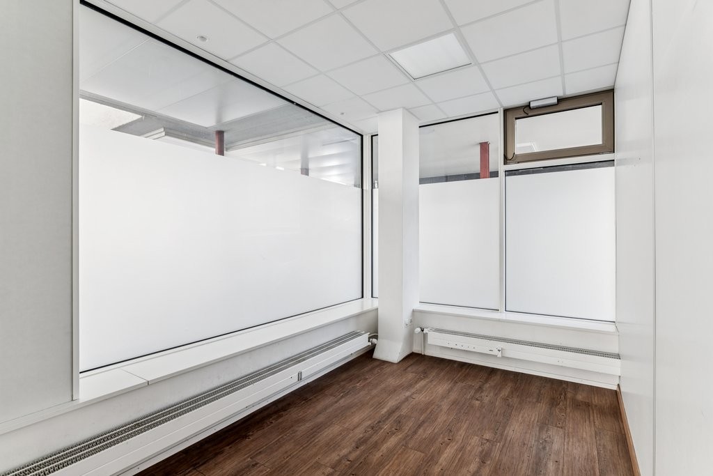 73m² de commerce, photo 9 sur 10