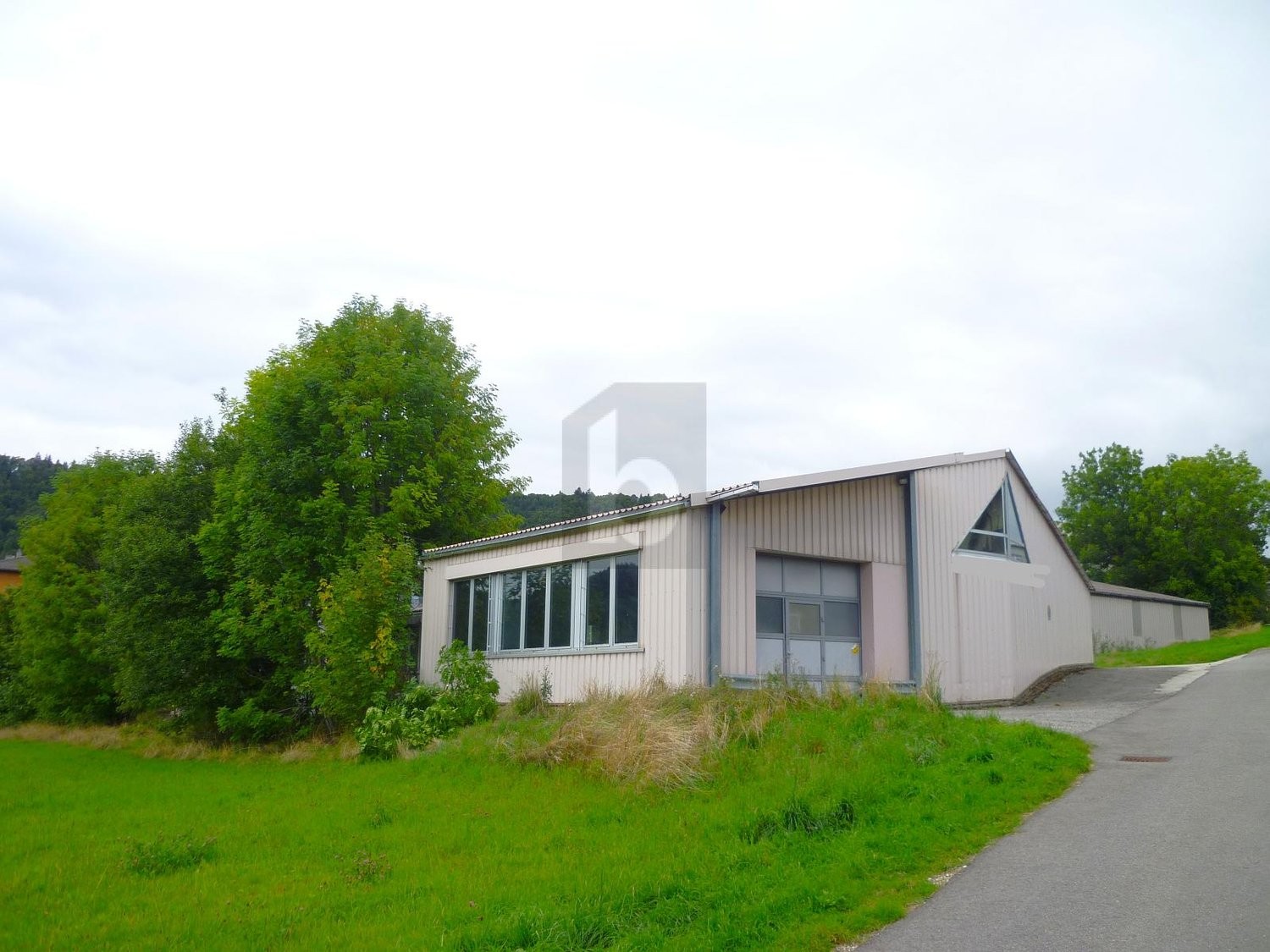 400m² industrial object