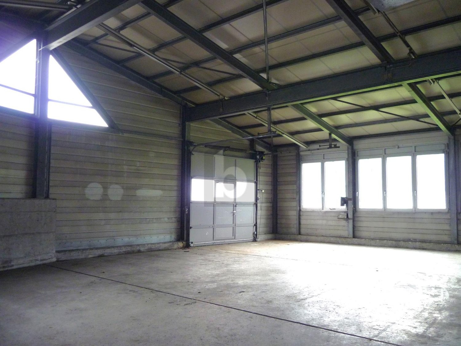 400m² industrial object