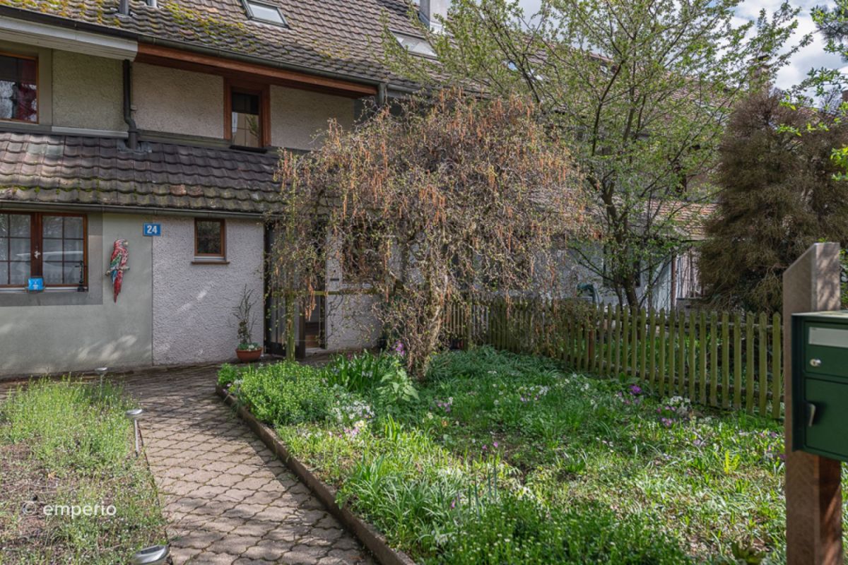 Maison de ville de 2 ½ pièces, photo 1 sur 10