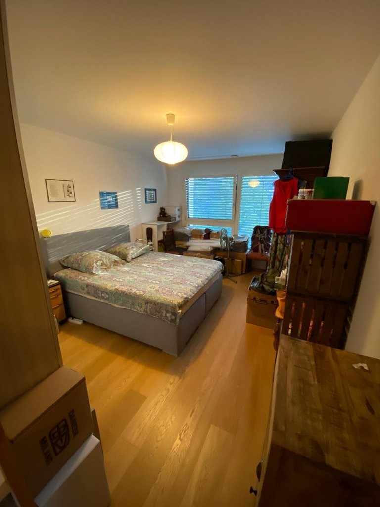 5 rooms apartment