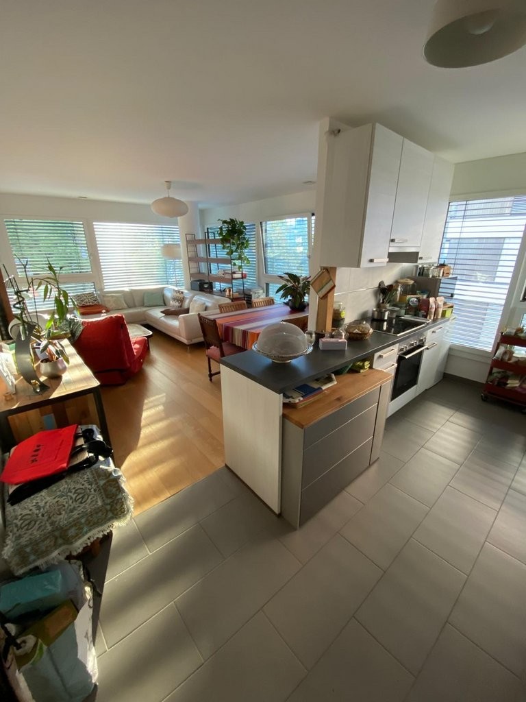 5 rooms apartment
