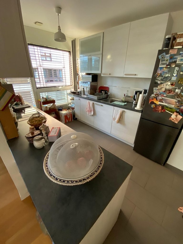 5 rooms apartment