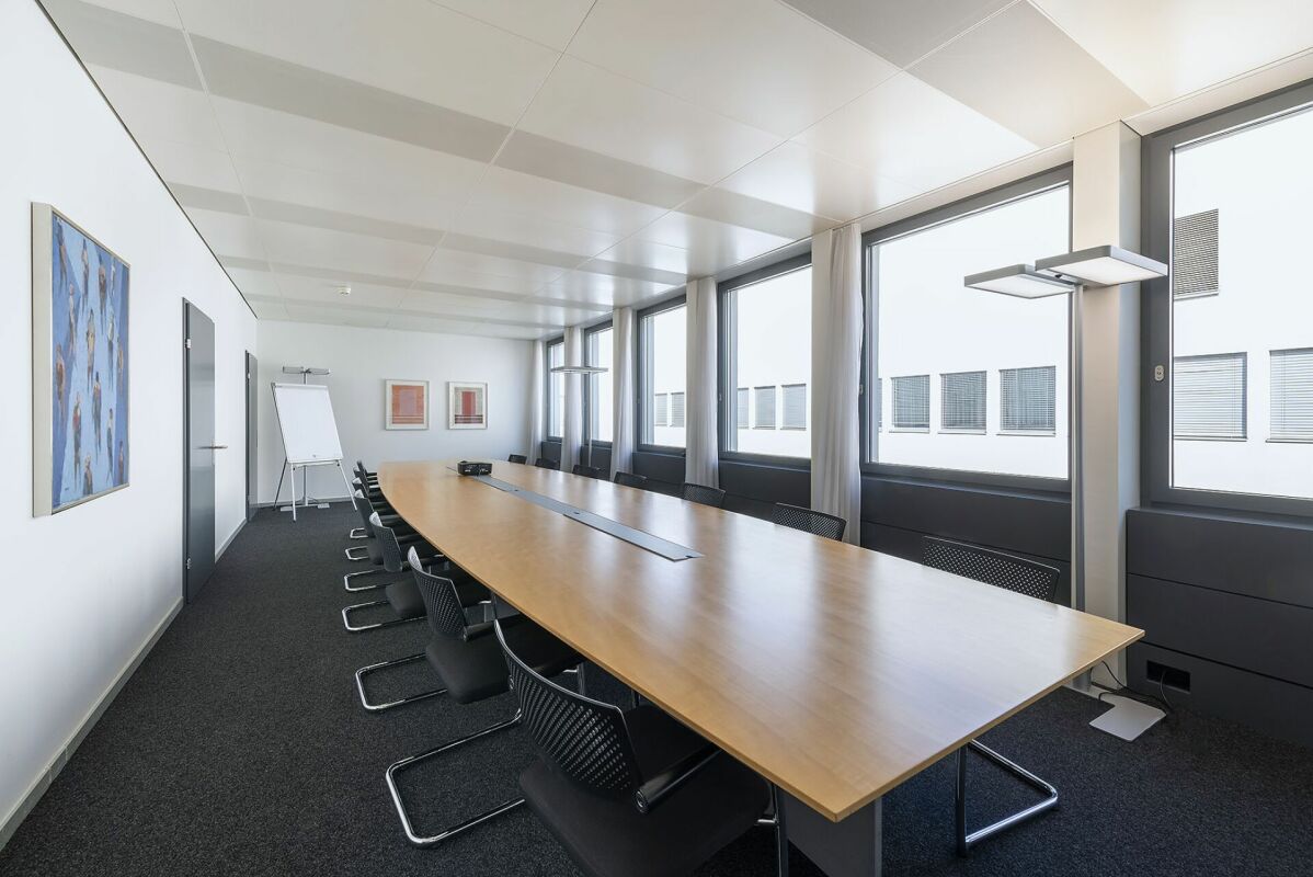 1700m² de bureaux
